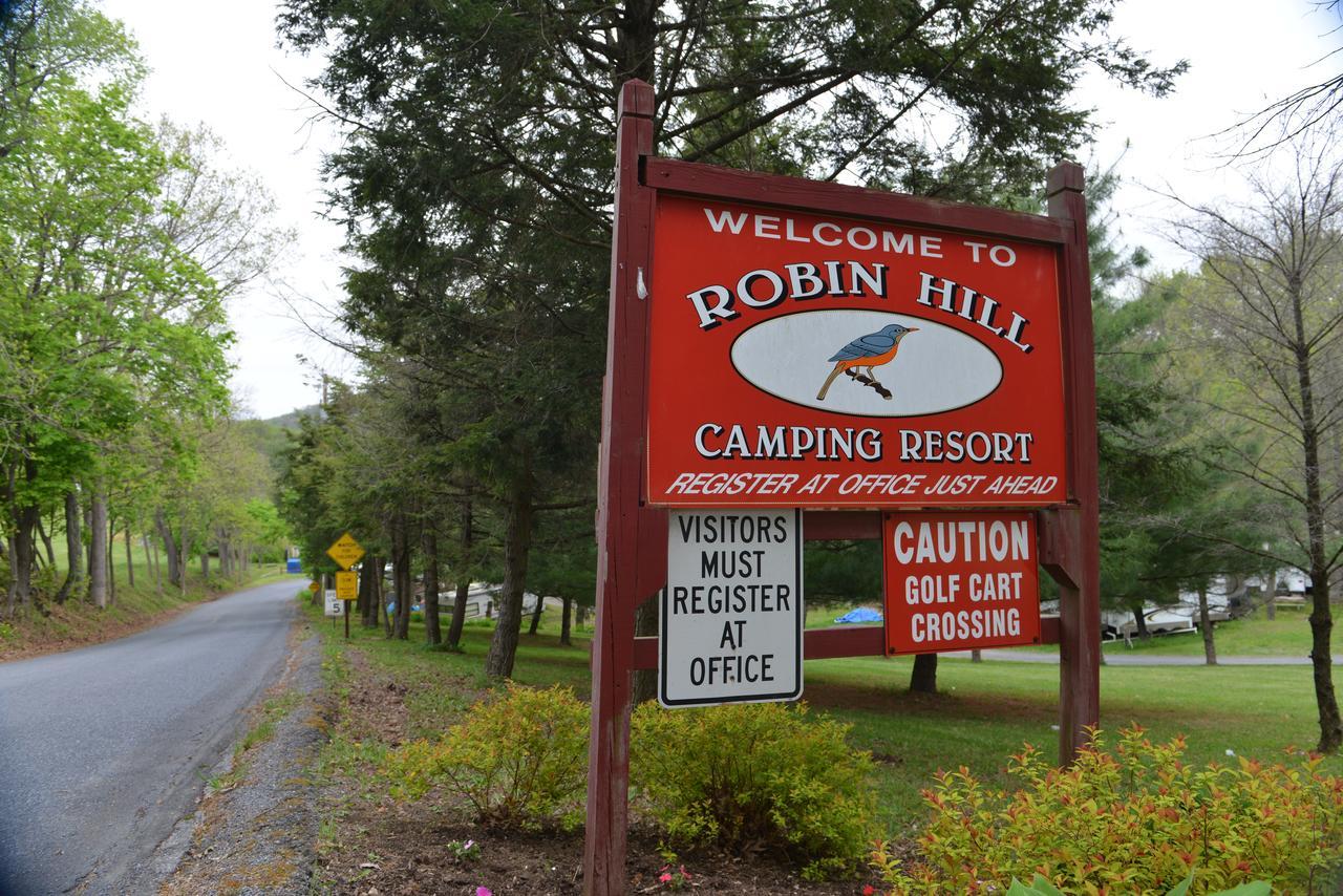 Robin Hill Camping Resort One-Bedroom Cottage 8 Lenhartsville エクステリア 写真